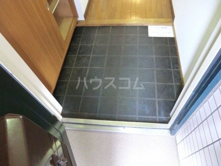 ビューパレー船橋弐番街の玄関