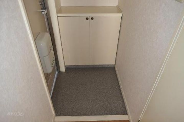 グラミュール手城の玄関