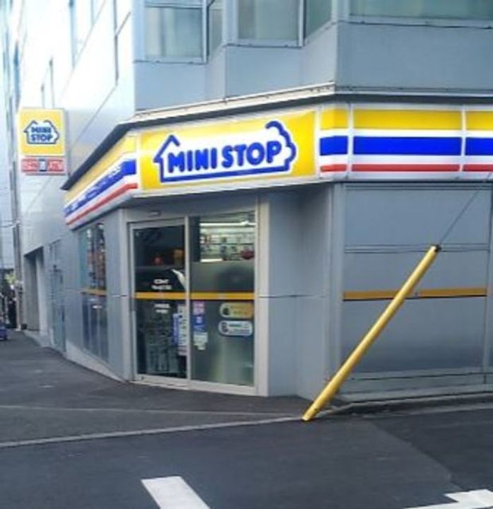 VAN RIEBEECK KASTEELの周辺