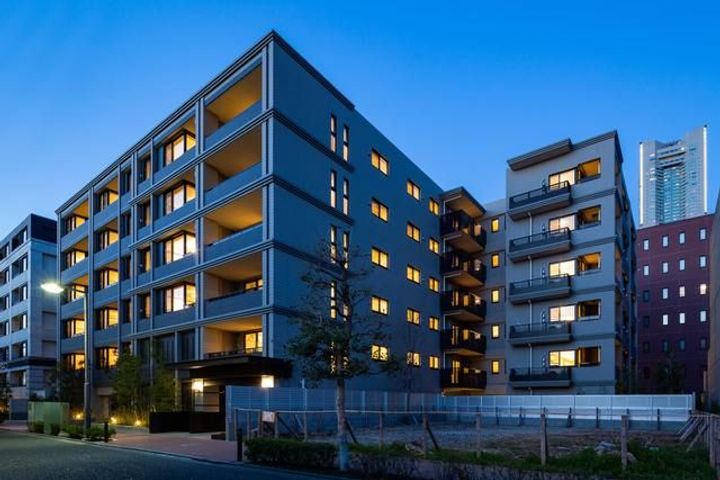 神奈川県横浜市西区紅葉ケ丘(マンション)の賃貸物件の外観