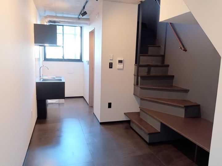 東京都新宿区百人町2(マンション)の賃貸物件の居間