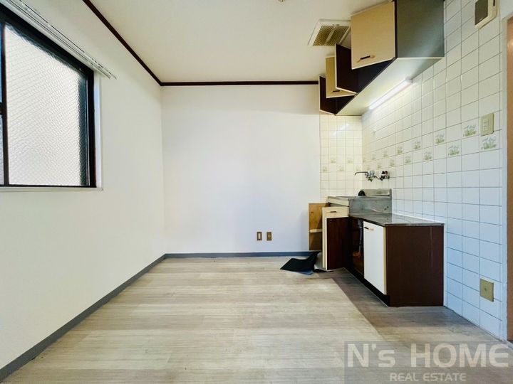 サニーハイツ都島の居間