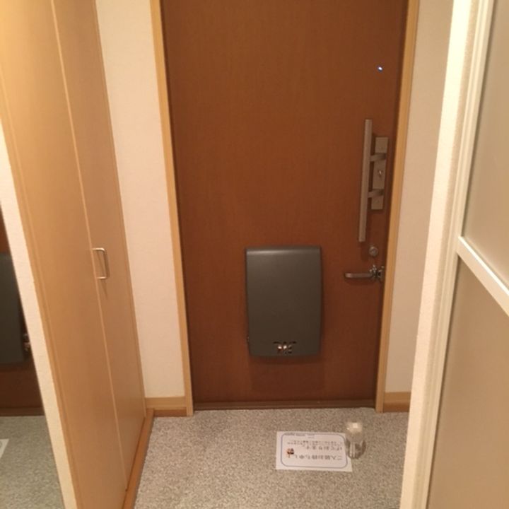 エスポワール・ヴィラの玄関