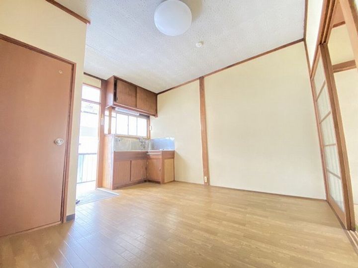 メゾン寿の居間