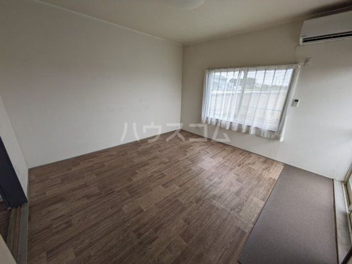 サンクススタジオ館林B棟の居間