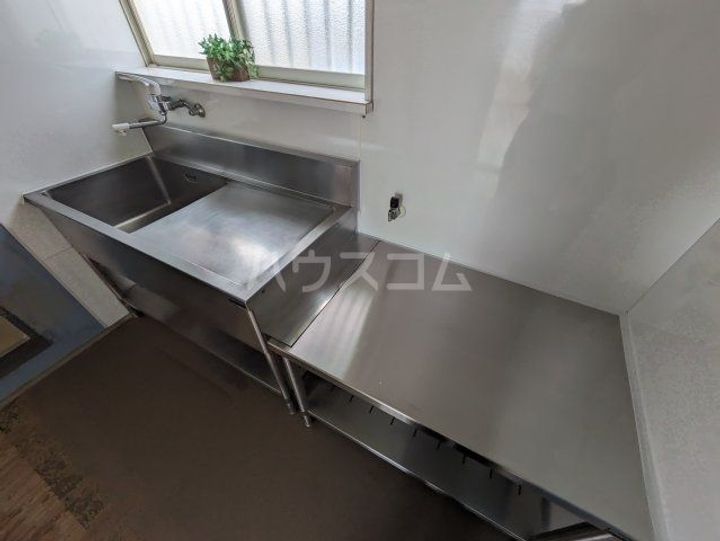 サンクススタジオ館林B棟のキッチン