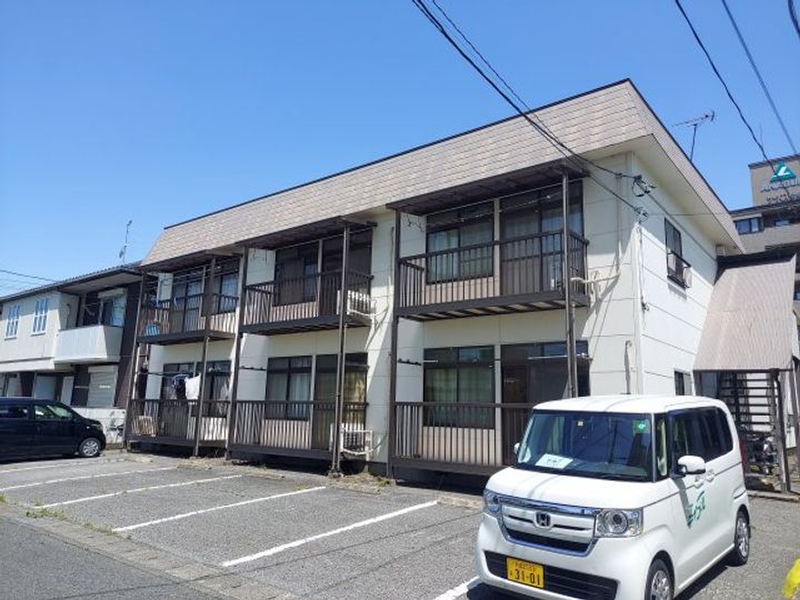 小野ハイツ5号棟の外観