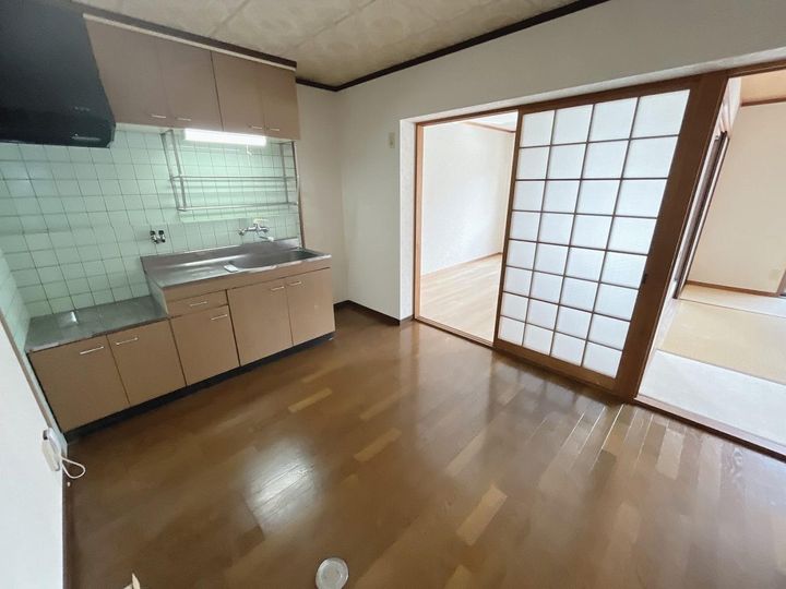 鹿児島県鹿児島市清和3(マンション)の賃貸物件の居間