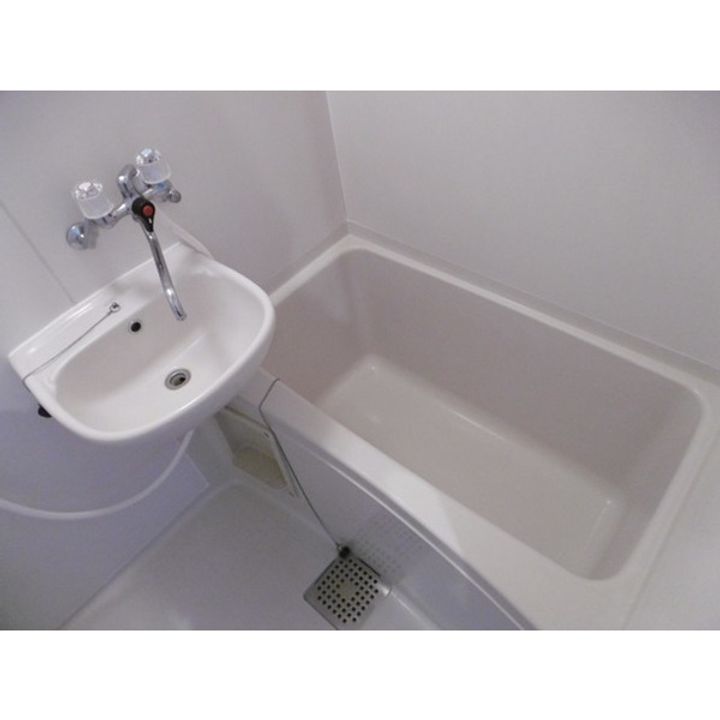 わおハウス B棟の風呂