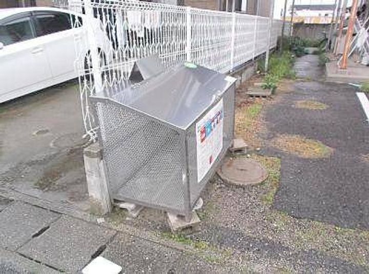 川崎アパート Bの周辺