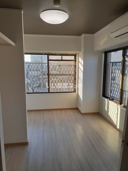 ライフ21の居間