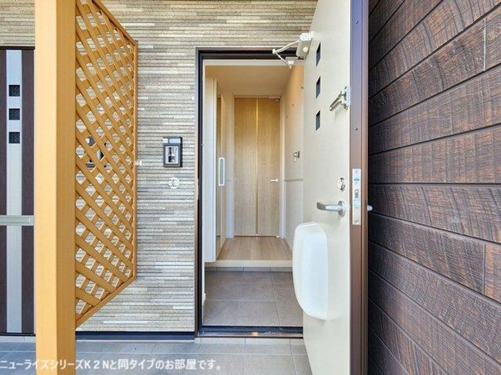 セレーノ カーサの玄関