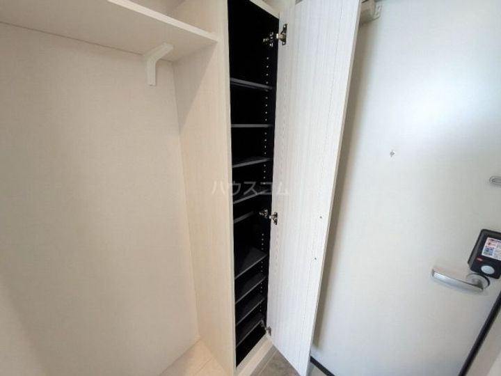 Amen Corner 堀切の内装