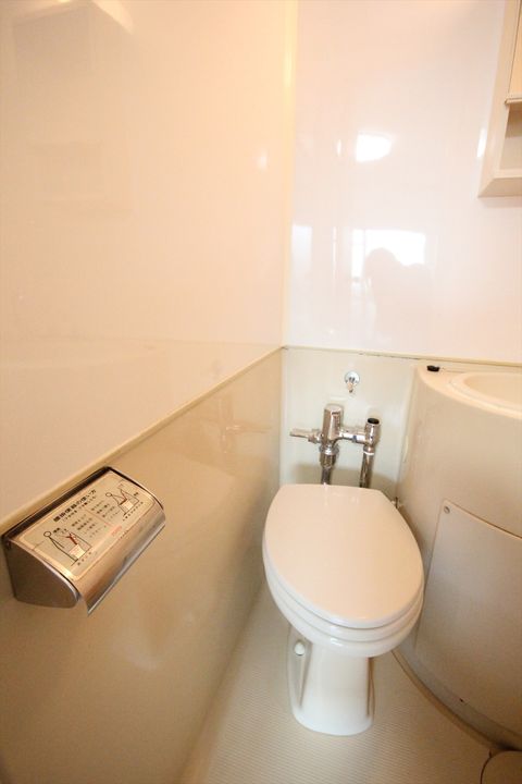 ナウルマンションの内装