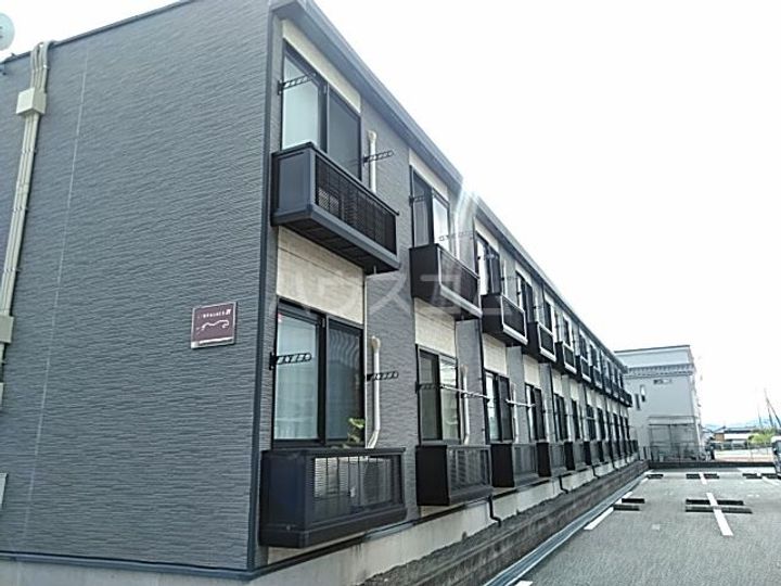 レオパレスカモミールの内装