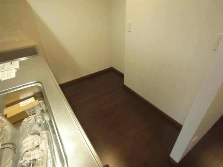 岐阜県羽島市福寿町本郷2(マンション)の賃貸物件のキッチン