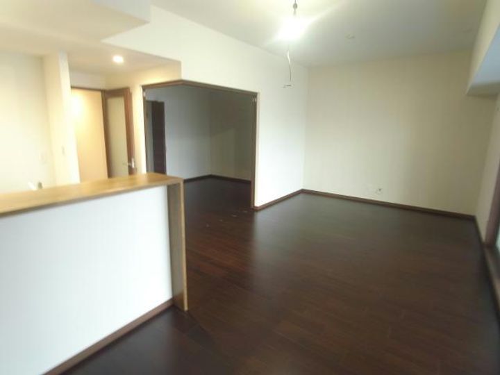 岐阜県羽島市福寿町本郷2(マンション)の賃貸物件の居間