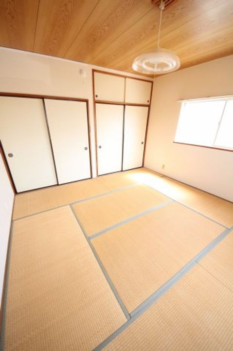 サンハイツの居間