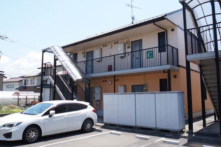 トパーズフィールド Cの外観