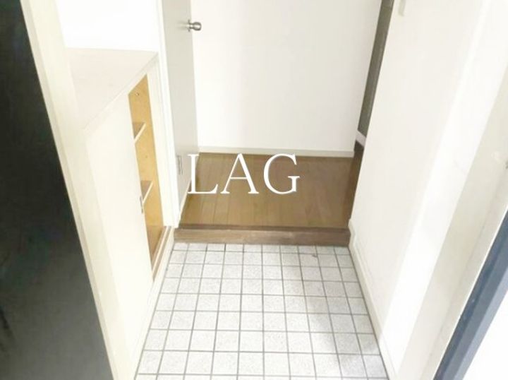 東京都調布市布田1(マンション)の賃貸物件の玄関