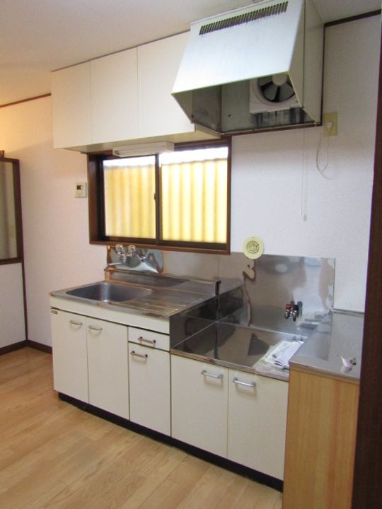 東京都国分寺市戸倉2(アパート)の賃貸物件のキッチン