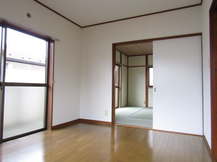 東京都国分寺市戸倉2(アパート)の賃貸物件の居間