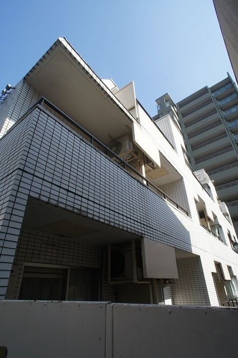 スカイコート後楽園の外観