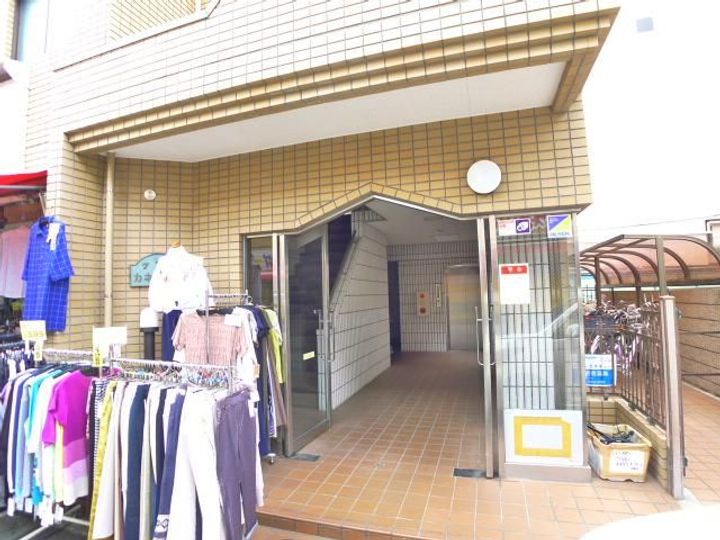 メゾンカネキューの地図