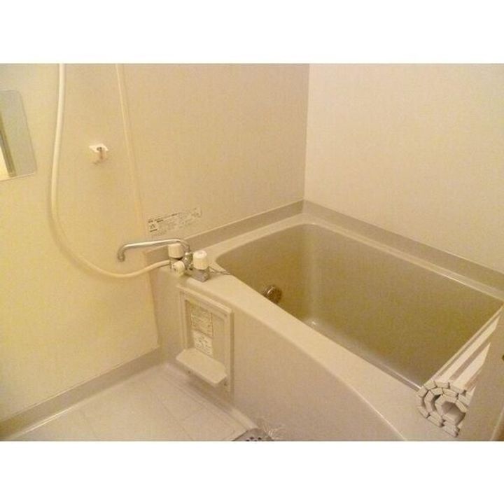 グリーンガーデン箱森 C棟の風呂