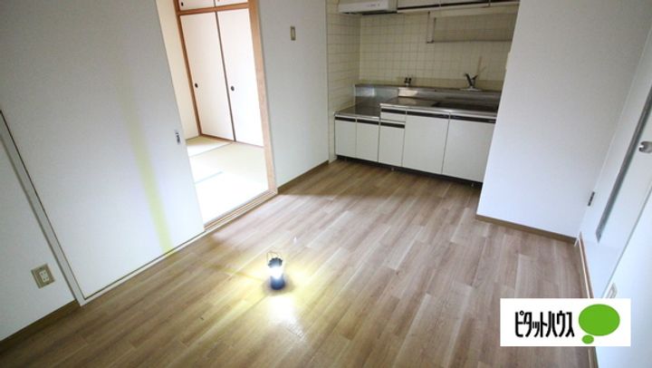 ガーデンハイツの居間