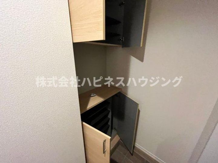 アイリスタ柏の玄関