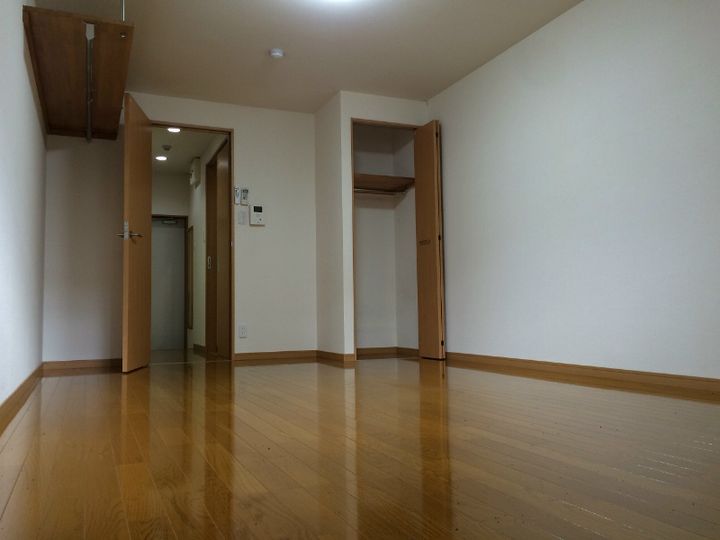 フラッティ堀川高辻の内装