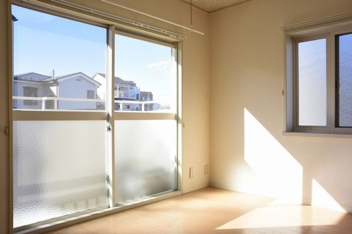 ハイツサンクリード A棟の居間