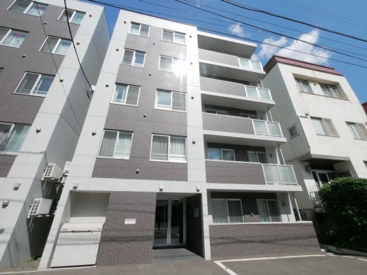 北海道札幌市中央区南十七条西6(マンション)の賃貸物件の外観