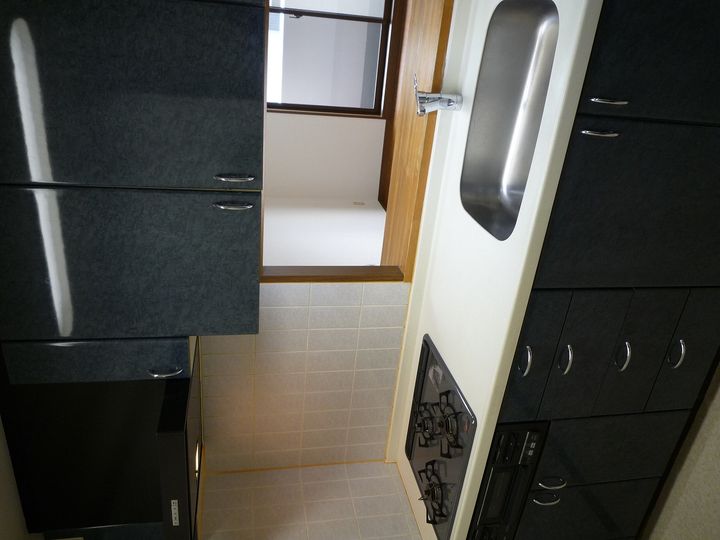 横浜南太田ホームズのキッチン