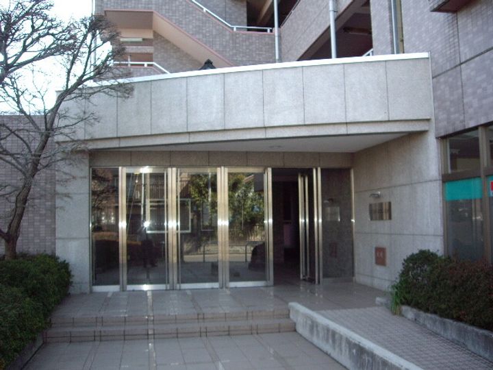 グランドメゾン大宮の地図