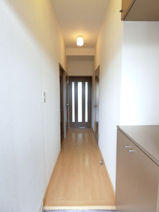 グランドメゾン大宮の玄関