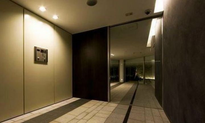 六本木エムケイアートレジデンスの地図