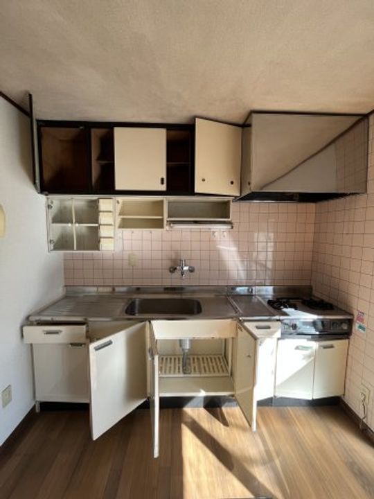 神奈川県藤沢市鵠沼藤が谷4(一戸建)の賃貸物件のキッチン