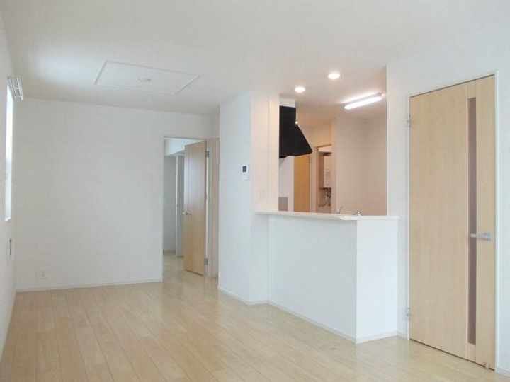 秋田県湯沢市成沢字上堤(アパート)の賃貸物件の居間