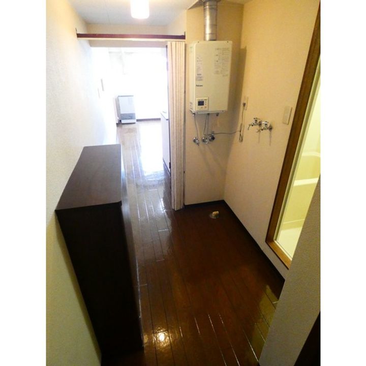 エイブルOKAMURAの玄関