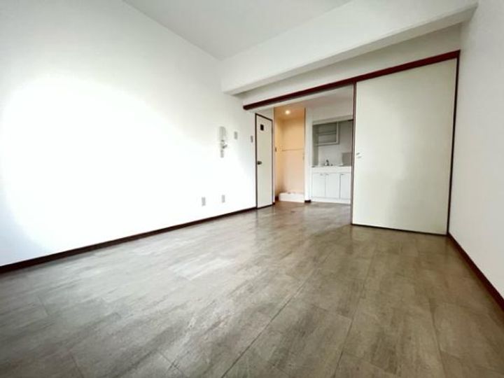 フローレンス弥生の居間