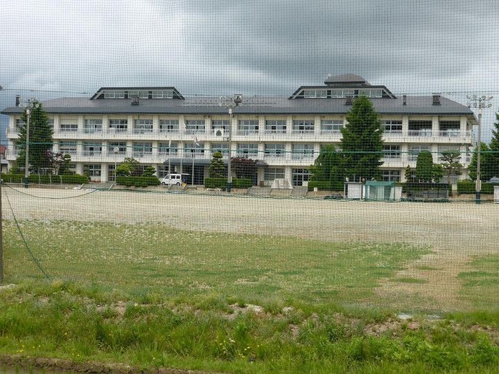 チュテレールB棟の周辺