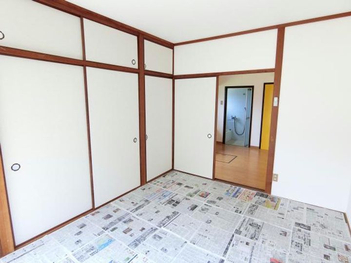 山口県岩国市門前町2(マンション)の賃貸物件の居間