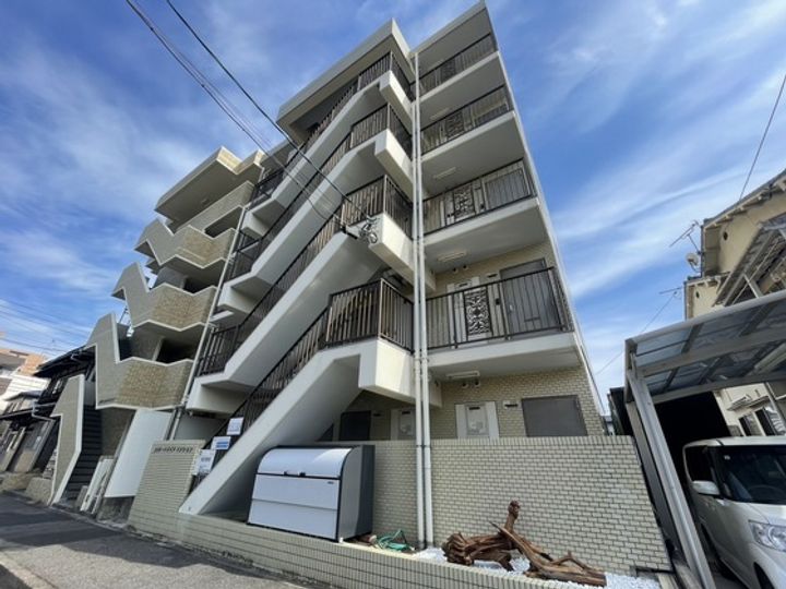 第1パークサイドマンションの外観