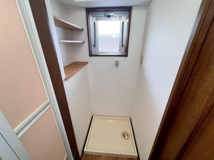 レオシティ駿の居間