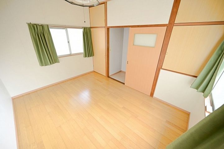 梶谷アパート 奥の内装