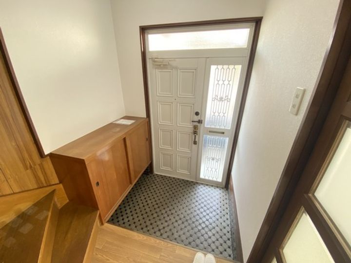 広島県広島市西区己斐大迫3(一戸建)の賃貸物件の玄関