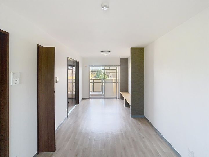 ラフェール高木の居間