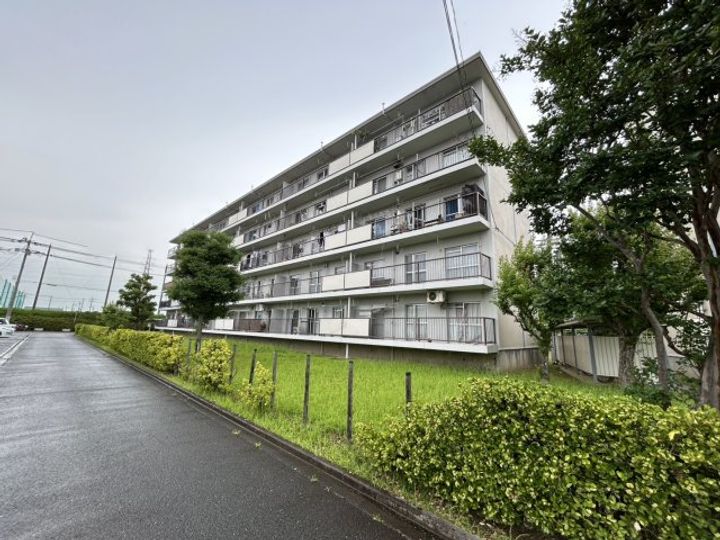 大阪府高槻市牧田町(マンション)の賃貸物件の外観
